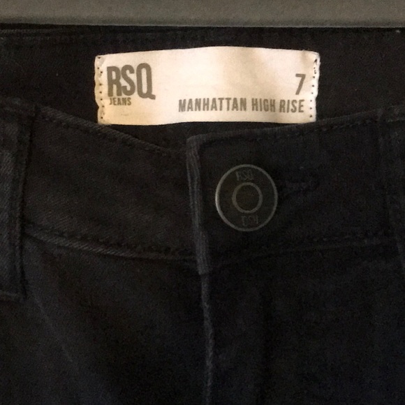 Capris - Picture 2 of 5